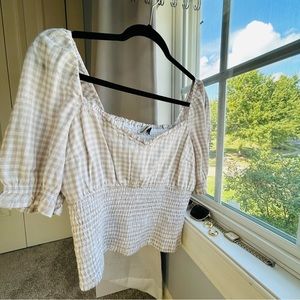 Abercrombie and Fitch - Size L - Checkered smocked shirt